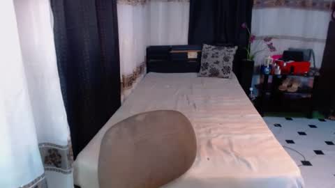 Snapshot of the_girl_nxt_door chatting on January 9, 2025, 8:55 am samm online show from January 9, 2025, 8:55 am