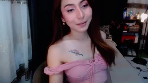 Snapshot of the_girl_nxt_door chatting on February 4, 2025, 7:07 am samm online show from February 4, 2025, 7:07 am