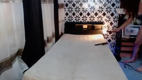 Snapshot of the_girl_nxt_door chatting on February 21, 2025, 3:45 am samm online show from February 21, 2025, 3:45 am