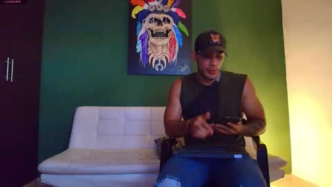 SCOTT  THEO  KAMERON  GENDERSON online show from October 25, 2025, 10:37 pm