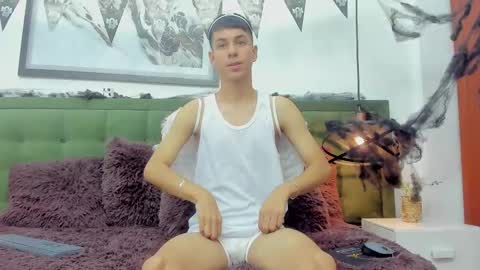   T H E    M A R K   K I N G online show from October 29, 2025, 5:14 pm