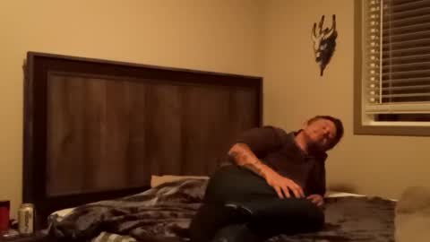 Snapshot of the_pesty_nighbor chatting on October 23, 2025, 10:58 am the_pesty_nighbor online show from October 23, 2025, 10:58 am