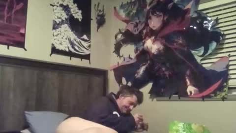 Snapshot of the_pesty_nighbor chatting on November 12, 2025, 9:32 am the_pesty_nighbor online show from November 12, 2025, 9:32 am