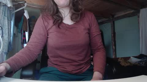 Snapshot of the_prettywondder chatting on October 14, 2025, 5:19 am Ekye online show from October 14, 2025, 5:19 am