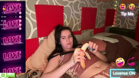 Snapshot of the_princese chatting on March 6, 2025, 5:54 pm Alice online show from March 6, 2025, 5:54 pm