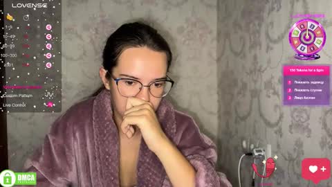 Snapshot of the_princese chatting on September 30, 2025, 4:01 pm Alice online show from September 30, 2025, 4:01 pm