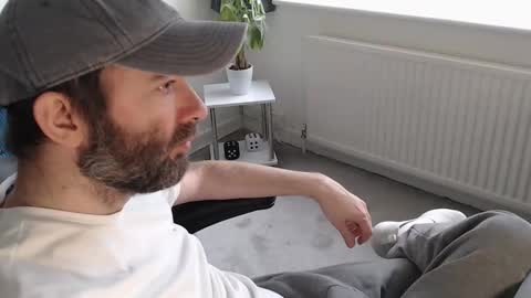 the_sensual_masturwait online show from December 17, 2025, 12:00 pm