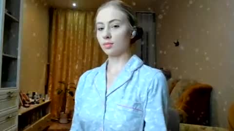 Snapshot of the_steel_magnolia_ chatting on January 5, 2025, 1:15 pm Ally    STREAMING ON TWITCH NOW Check my Twitter for updates online show from January 5, 2025, 1:15 pm
