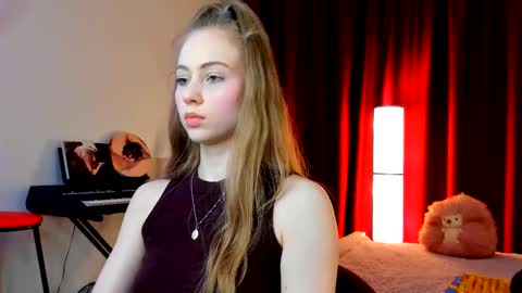 Ally    STREAMING ON TWITCH NOW Check my Twitter for updates online show from March 21, 2026, 5:05 pm