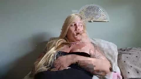 theauroramae -  online show from May 23, 2026, 12:05 am