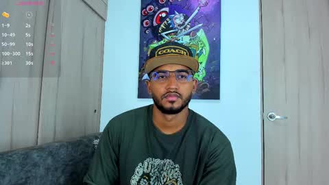 Snapshot of theblack_frank chatting on February 14, 2025, 11:53 am theblack_frank online show from February 14, 2025, 11:53 am