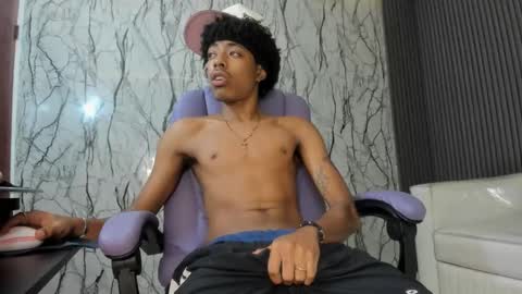 Snapshot of theblackflavor chatting on April 19, 2026, 1:43 pm Flavor online show from April 19, 2026, 1:43 pm