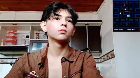 Snapshot of thebluesky_18 chatting on October 7, 2025, 7:11 pm thebluesky_18 online show from October 7, 2025, 7:11 pm
