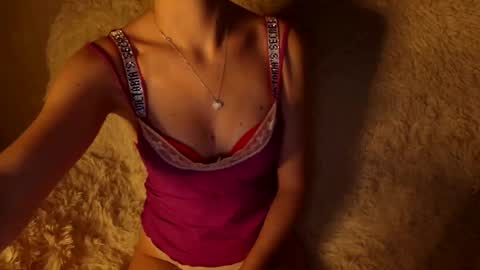 Snapshot of thecherrie chatting on September 20, 2025, 5:47 pm thecherrie online show from September 20, 2025, 5:47 pm