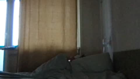 Crystal online show from March 19, 2026, 3:38 pm