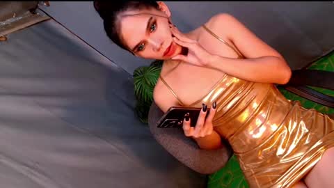 Lana But you can spell it backwards online show from February 26, 2025, 3:21 am