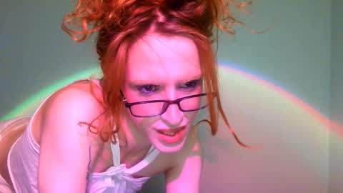 Yolanda online show from February 18, 2025, 6:04 pm