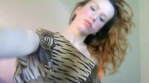 Yolanda online show from March 6, 2025, 3:45 pm