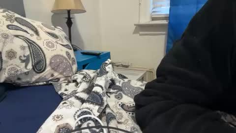 theeshooterr online show from December 14, 2024, 9:24 pm