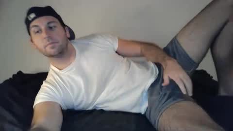 Theetwohander online show from November 13, 2025, 4:11 am