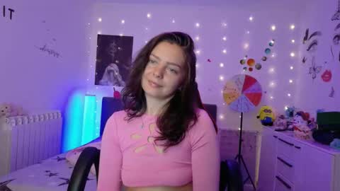 Snapshot of thefarmergirl chatting on September 16, 2025, 4:13 am TheFarmergirl online show from September 16, 2025, 4:13 am