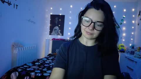 Snapshot of thefarmergirl chatting on October 2, 2025, 3:52 pm TheFarmergirl online show from October 2, 2025, 3:52 pm