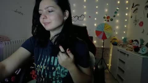 Snapshot of thefarmergirl chatting on October 10, 2025, 5:12 pm TheFarmergirl online show from October 10, 2025, 5:12 pm