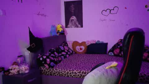 Snapshot of thefarmergirl chatting on November 6, 2025, 6:58 am TheFarmergirl online show from November 6, 2025, 6:58 am