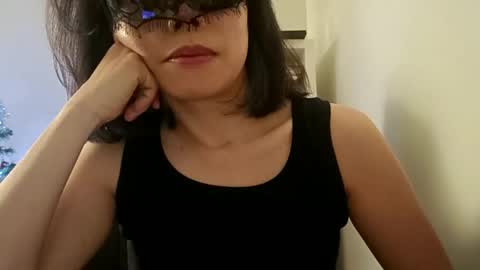 Snapshot of thefunlovingcriminals chatting on December 21, 2025, 12:34 pm The Fun Loving Criminals online show from December 21, 2025, 12:34 pm