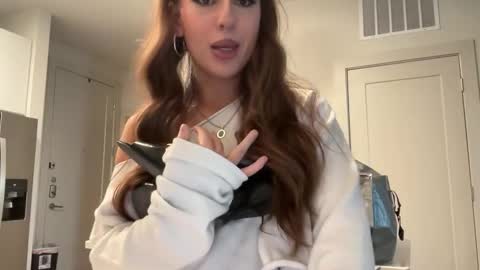 thegabzilla online show from December 22, 2025, 9:23 pm