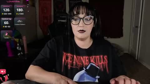 TheGothMilf online show from August 7, 2026, 5:09 am