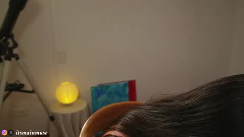 Iris online show from April 4, 2026, 10:51 pm