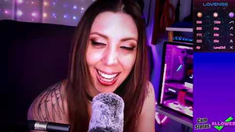 Snapshot of thekittengirlnix chatting on May 5, 2026, 7:11 pm Nix online show from May 5, 2026, 7:11 pm