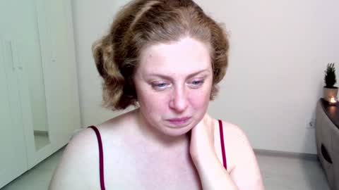 Ella online show from December 28, 2024, 3:04 pm