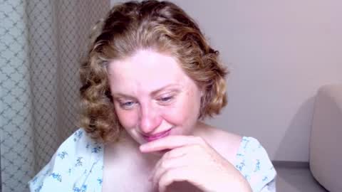 Ella online show from October 7, 2025, 6:27 pm