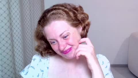 Ella online show from October 12, 2025, 6:01 am