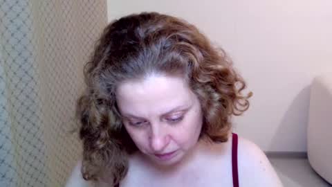 Snapshot of theladysblush chatting on February 2, 2026, 7:34 pm Ella online show from February 2, 2026, 7:34 pm