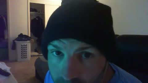 Snapshot of theman18951pa chatting on December 19, 2024, 10:00 pm theman18951pa online show from December 19, 2024, 10:00 pm