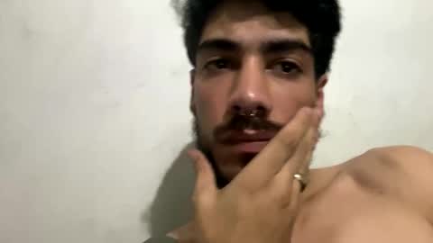 Snapshot of themarttinguyyy chatting on December 5, 2025, 3:04 am themarttinguyyy online show from December 5, 2025, 3:04 am