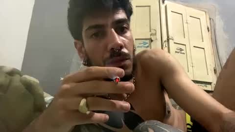 Snapshot of themarttinguyyy chatting on December 14, 2025, 7:25 am themarttinguyyy online show from December 14, 2025, 7:25 am