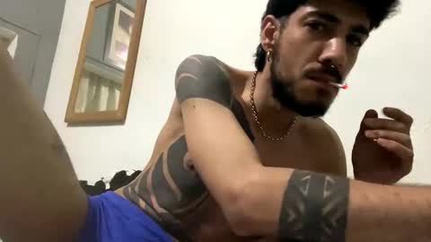 Snapshot of themarttinguyyy chatting on December 18, 2025, 5:35 am themarttinguyyy online show from December 18, 2025, 5:35 am