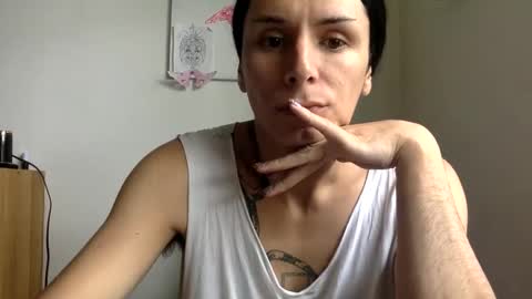 Snapshot of thematryoshka chatting on December 9, 2024, 2:17 pm Lucy Lucy online show from December 9, 2024, 2:17 pm