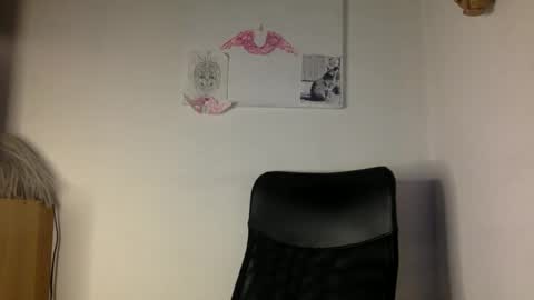 Snapshot of thematryoshka chatting on December 30, 2024, 1:58 am Lucy Lucy online show from December 30, 2024, 1:58 am