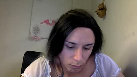 Snapshot of thematryoshka chatting on January 1, 2025, 10:35 pm Lucy Lucy online show from January 1, 2025, 10:35 pm