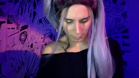 Snapshot of thematryoshka chatting on January 8, 2025, 1:11 am Lucy Lucy online show from January 8, 2025, 1:11 am