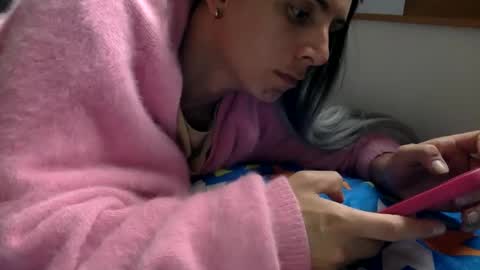 Snapshot of thematryoshka chatting on February 12, 2025, 10:04 pm Lucy Lucy online show from February 12, 2025, 10:04 pm