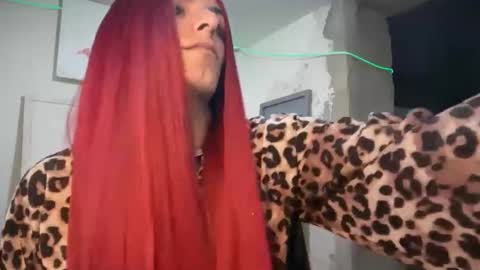 Snapshot of thematryoshka chatting on November 13, 2025, 8:52 pm Lucy Lucy online show from November 13, 2025, 8:52 pm