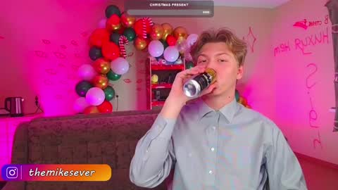 Snapshot of themikesever chatting on December 24, 2024, 7:00 pm Sever online show from December 24, 2024, 7:00 pm