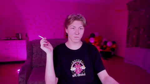 Snapshot of themikesever chatting on January 17, 2025, 6:33 pm Sever online show from January 17, 2025, 6:33 pm