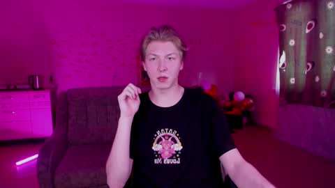 Snapshot of themikesever chatting on January 27, 2025, 6:19 am Sever online show from January 27, 2025, 6:19 am